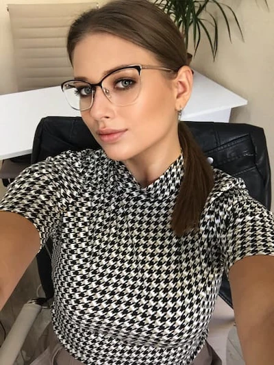 Діана Кобзар