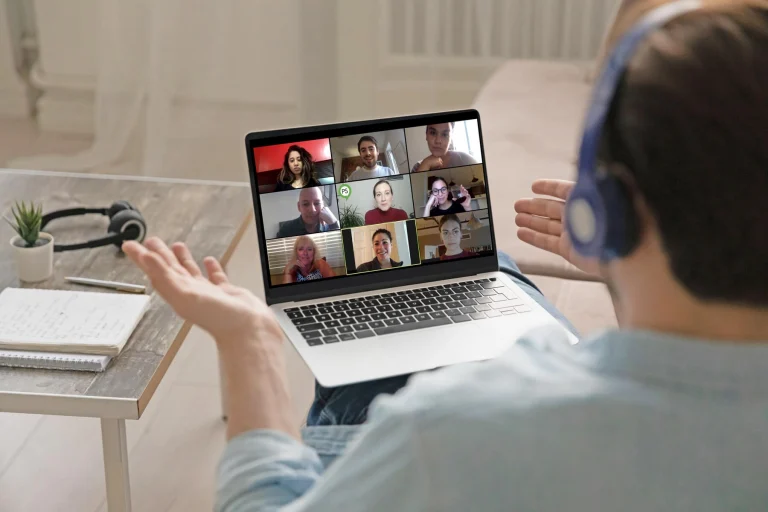 Онлайн-ресурси для спілкування з носіями англійської мови та іноземцями