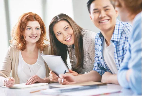 Почему разговорная практика английского важнее грамматики