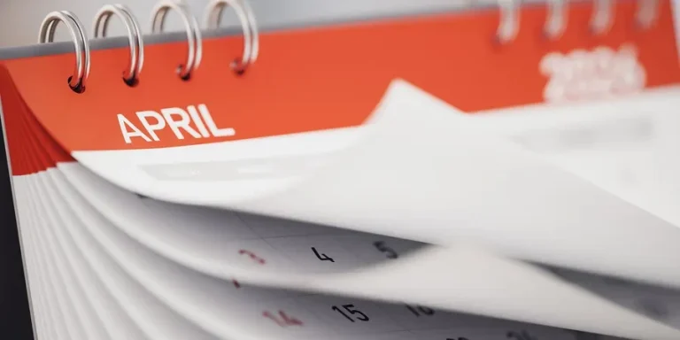 Месяцы и времена года на английском языке